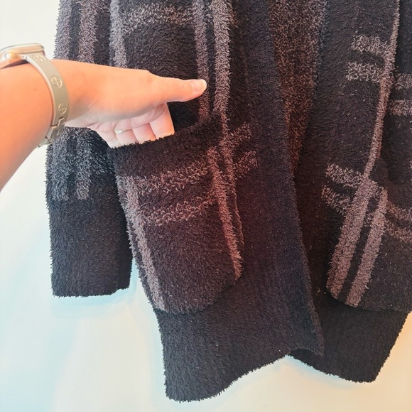 Barefoot dreams Cozychic Windowpane Cardigan Black Medium - Picture 2 of 7